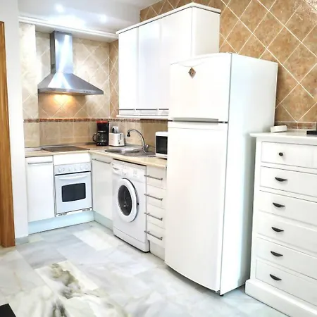 Апартаменти Cyv Fun & Relax 1 Bed 1 Bath Фуенхірола