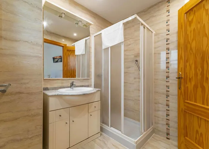 Cyv - Fun, & Relax 1 Bed 1 Bath * 丰希罗拉